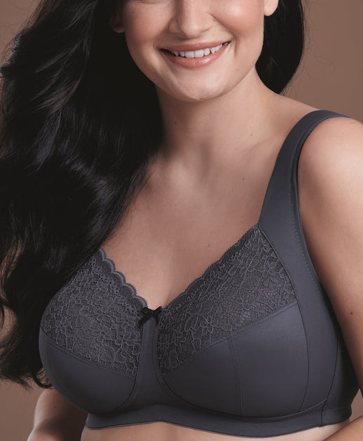 Elomi Amelia Black Full Figure Molded Underwire Lace Bra 36L 36 New nwt  Size undefined - $33 New With Tags - From Jenny