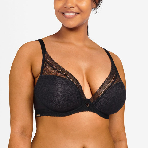 Chantelle Women's True Lace Full Coverage Underwire, Black, 32D :  : Clothing, Shoes & Accessories