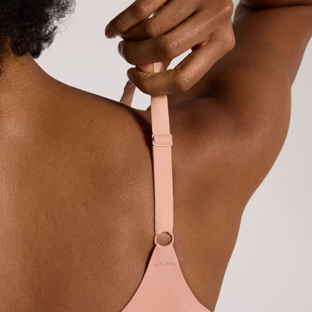 Evelyn & Bobbie Structured Scoop Wire Free Himilayan Salt Bra – The Bra ...
